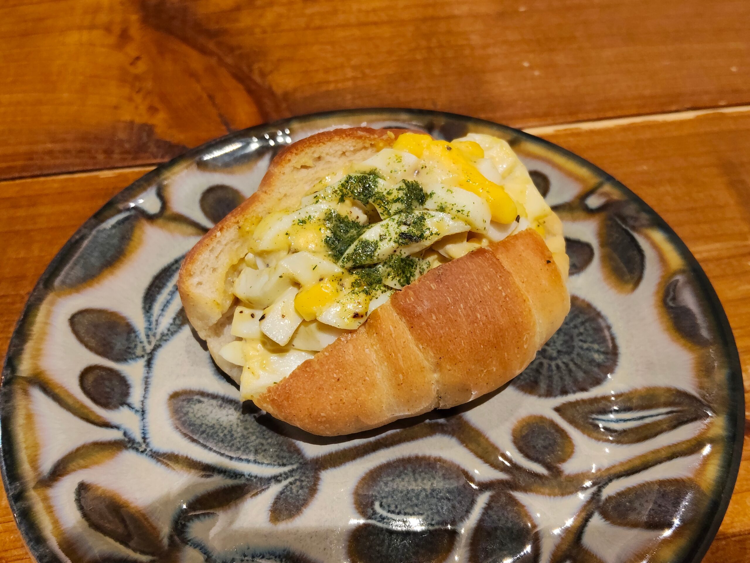 塩パン たまごサンド